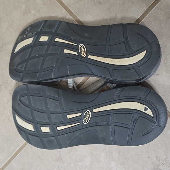 EUC orange, gray, and white Chaco's - Picture 3 of 4